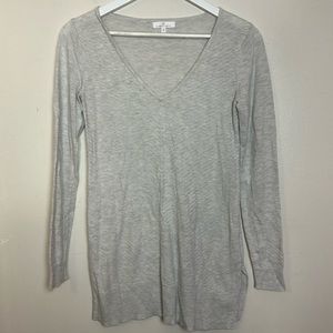 Camber & Grace Wool Blend V-Neck Loose Fit Tunic Style Long Sweater